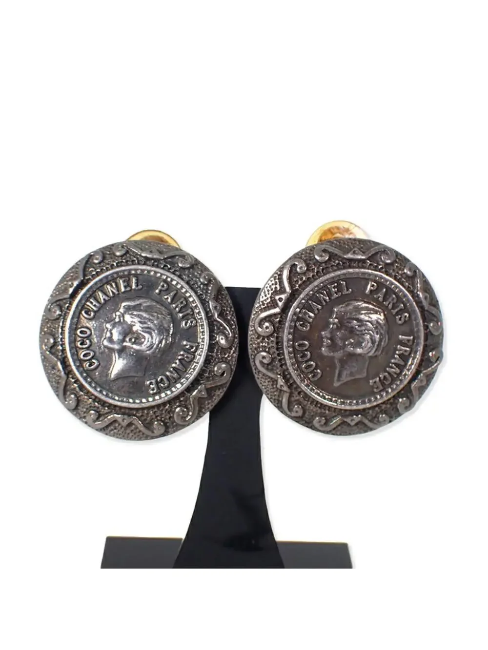 Chanel Clip-On Earrings Metal #215604C63B